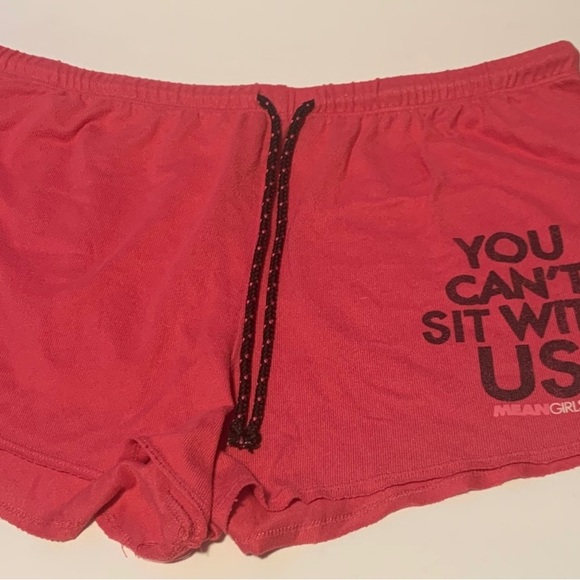 ❤️Mean Girls You Can’t Sit with Us Paramount PJ/Casual Shorts Large Pink - Picture 8 of 9